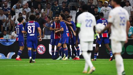 Ligue 1 : le PSG remporte le Classique au Vélodrome et enfonce un peu plus l’OM