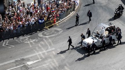Restrictions de circulation et de stationnement, fermetures de stations de métro… Comment s&rsquo;organiser pour la venue du pape Léon XIV à Paris ?