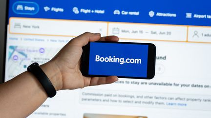 « Ce sont des choses qu’on voit de plus en plus » : sur Booking.com, des annonces frauduleuses piègent les clients
