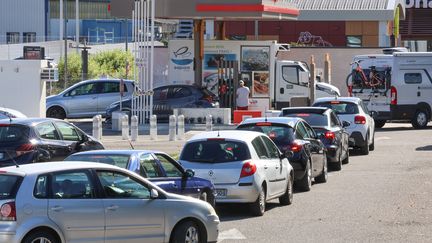Hausse du prix des carburants : le gouvernement va proposer une « règle d&rsquo;or », dans le budget 2027, pour redistribuer le surplus de TVA