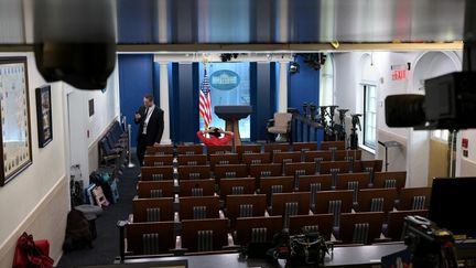 Un juge américain ordonne à la Maison Blanche de rouvrir son accès à CNN, MS NOW et Politico