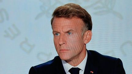 « Vraie menace » de la Russie, taxes sur les carburants, moyens militaires en Arabie saoudite… Ce qu&rsquo;il faut retenir de l&rsquo;interview d&rsquo;Emmanuel Macron sur France 2