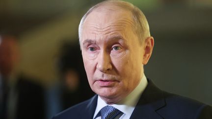 La Russie ne s&rsquo;apprête pas à attaquer l&rsquo;Europe, mais va « bien réfléchir » avant de reprendre des pourparlers avec l&rsquo;Ukraine, affirme Vladimir Poutine