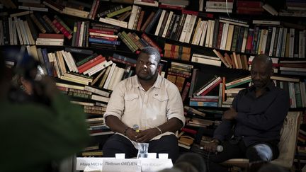« Je l&rsquo;ai beaucoup aimé, j&rsquo;assume de le proposer » : malgré la polémique, des libraires continuent de défendre le roman de Thélyson Orélien