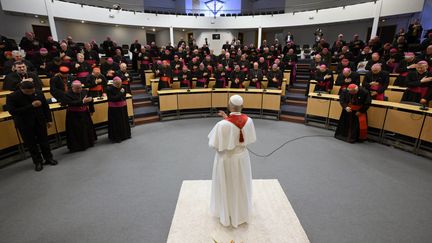 Le pape Léon XIV encourage l’Eglise de France à « poursuivre » son action face au « douloureux fléau » des violences sexuelles