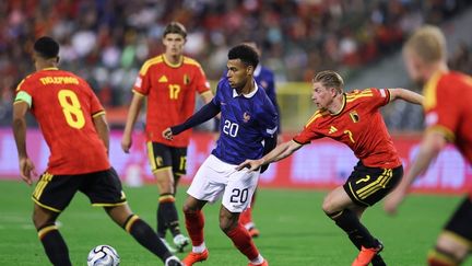 Remaniée mais pleine de promesses, l&rsquo;équipe de France vient à bout de la Belgique grâce à Michael Olise