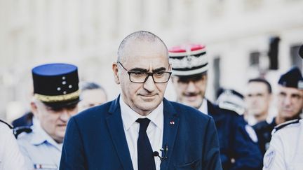 Au moins 164 interpellations ont eu lieu en marge de blocages de lycées lundi, annonce le ministre de l’Intérieur Laurent Nuñez