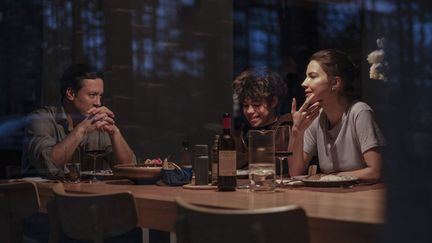 « Minotaure » : à travers l’histoire d’un couple en crise, Andreï Zviaguintsev scrute la Russie de Poutine, et plus largement un monde perdu livré aux monstres