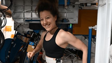 Surveiller son cœur, retrouver l&rsquo;équilibre… Quel est le programme de réadaptation pour Sophie Adenot après son retour sur Terre ?