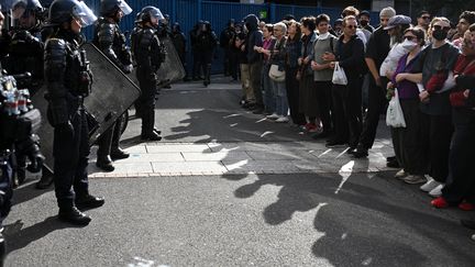 Avec le mouvement des lycéens, y a-t-il « plus d&rsquo;interpellations qu&rsquo;au plus fort des gilets jaunes » ?