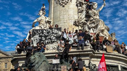 « On aimerait juste un bel avenir » : de Saint-Denis à Paris, lycéens, parents et enseignants convergent pour faire entendre leur voix