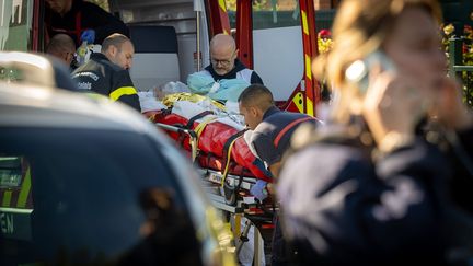 Le lycéen ayant eu la main arrachée par une grenade à Lens lundi a été amputé
