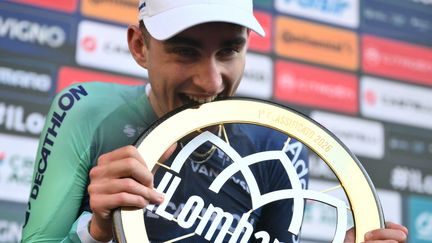 Seul au monde, Paul Seixas remporte le Tour de Lombardie, son premier Monument à seulement 20 ans
