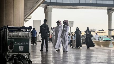 En Arabie saoudite, au moins douze morts dans une attaque contre l’aéroport de Ryad imputée aux houthis