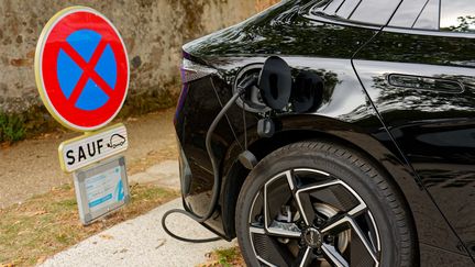 « Ça va demander des mesures ambitieuses » : The Shift Project de Jean-Marc Jancovici publie un plan pour décarboner l&rsquo;économie en vue de la présidentielle