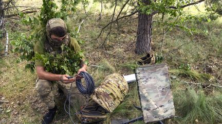 Guerre en Ukraine : des drones ukrainiens privés de connexion au réseau Starlink, un coup dur sur lequel plane l’ombre de Washington