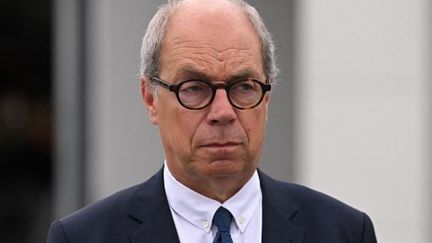 L&rsquo;ancien président de Vinci Autoroutes, Pierre Coppey, proposé par l&rsquo;Elysée comme nouveau contrôleur général des lieux de privation de liberté
