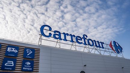 « Ce genre de montant en caisse n&rsquo;existe pas » : comment des magasins Carrefour sont soupçonnés de détourner l&rsquo;argent des promotions
