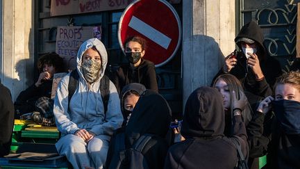 « Épuisés physiquement et nerveusement » : les proviseurs expriment leur ras-le-bol après plusieurs semaines de mobilisation lycéenne