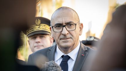 Manifestations du 17 octobre : « Tous les types d’armes intermédiaires », comme les grenades ou les LBD, « pourront être utilisés » en cas de violences, affirme Laurent Nuñez
