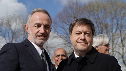 « Il s&rsquo;est passé quelque chose de grave » : dans une tribune commune, les maires de Paris, Marseille et Lyon demandent des comptes au gouvernement, après les violences du 17 octobre