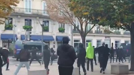 Qui sont ceux qui ont pillé les magasins et participé aux violences du 17 octobre ?