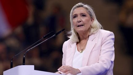 « On a gagné la bataille des idées » : à Orléans, Marine Le Pen lance sa campagne dans une ville sous haute surveillance