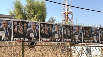 Elections législatives en Israël : très critiqué, le Premier ministre Benyamin Nétanyahou joue sa survie politique dans les urnes, les bureaux de vote sont ouverts