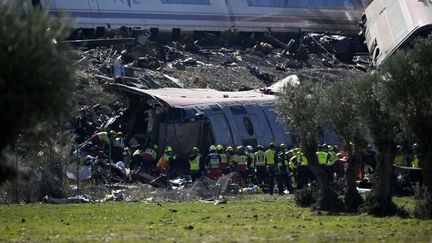 Attention aux images et vidéos virales diffusées sur les réseaux sociaux après l’accident de train en Espagne