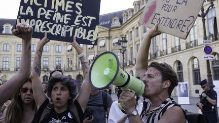 « Plus jamais un enfant victime d&rsquo;inceste n&rsquo;entendra qu&rsquo;il était trop tard pour parler » : le Sénat approuve l&rsquo;imprescriptibilité des crimes sexuels commis sur les mineurs